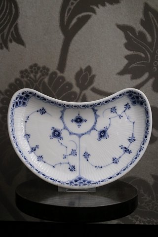 Royal Copenhagen Blue Fluted Half Lace half-moon shaped dish.RC#1/560...