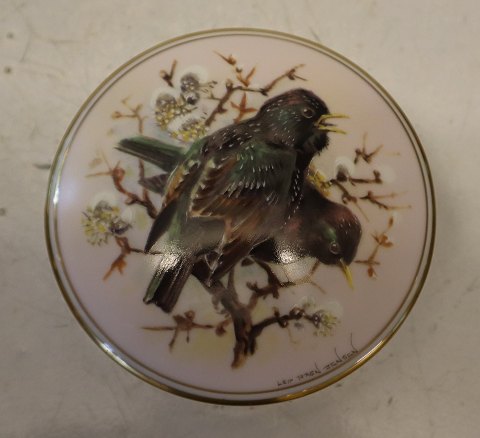 B&G 5418 Bowl with decorated lid 5417-1465  Bird motif with starlings by Leif Ragn Jensen  5 x 12 cm B&G Porcelain