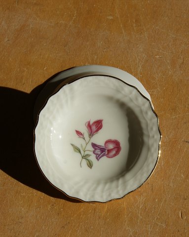 item no: po-Frisenborg asietter 1505
