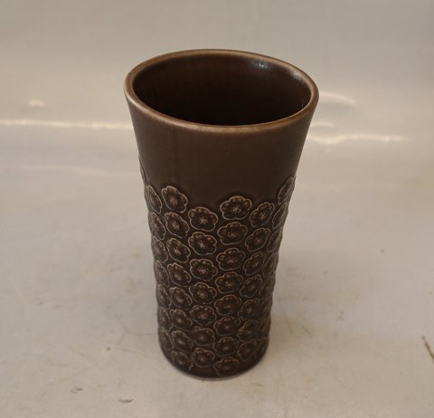 678 Vase ca 16 x 8.5 cm Umbra Brown Azur Nissen Kronjyden B&G Quistgaard  Stoneware