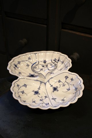 Antique Royal Copenhagen Blue Fluted Plain two-part cabaret dish from 1850-70...