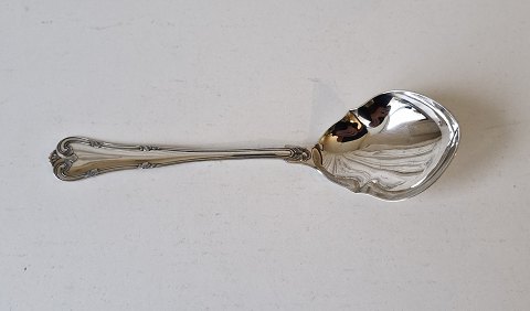 Herregård serving spoon in silver 18.5 cm.