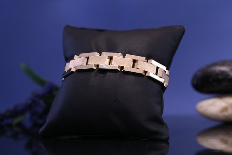 item no: 600603