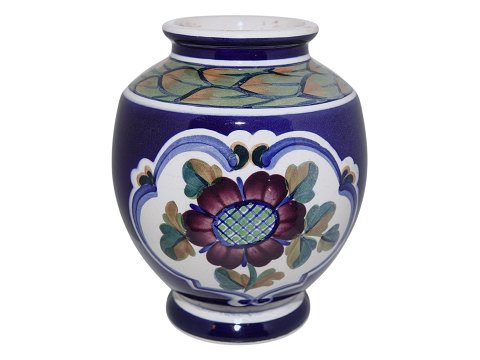 AluminiaBlå vase