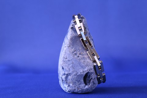 item no: 605359
