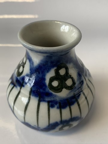 item no: 607827