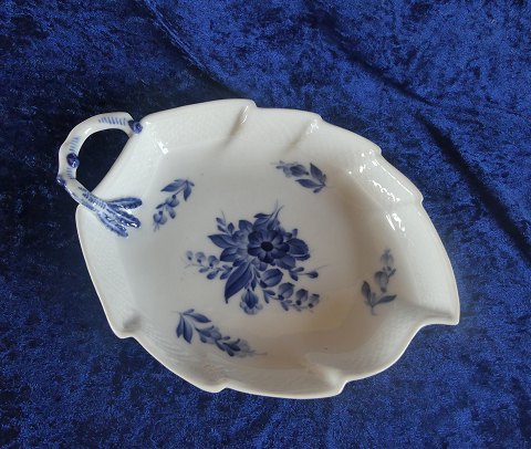 item no: po-Flettet bladfad 8003
