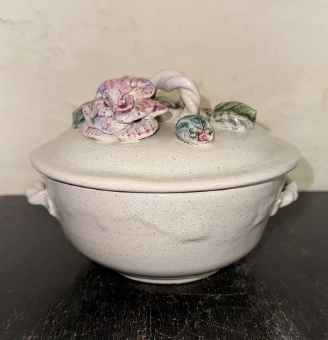 Ceramic bowl by Karen Hannover in 1918