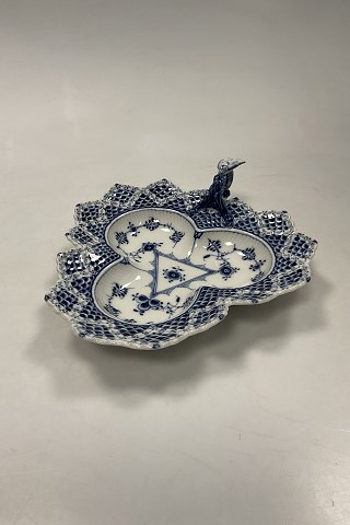 Royal Copenhagen Musselmalet Helblonde Kagefad No 1077