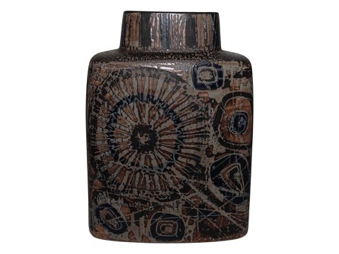 Aluminia  BacaVase