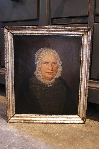 Fint Empire kvinde portræt maleri , olie på lærred fra omkring 1780-1840 i sølvramme...