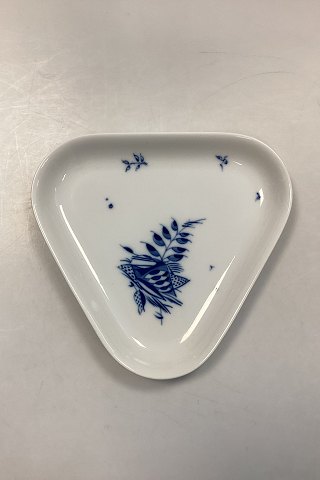 Royal Copenhagen Bleu Royal Trekantet Fad No. 14033