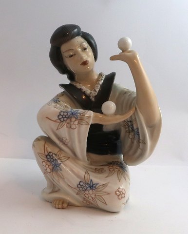 Dahl Jensen. Porcelain figurine. Japanese juggler. Model # 1326. Height 18 cm. (1 quality)