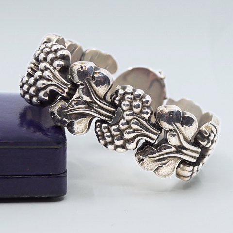 Georg Jensen; "Paris" bracelet of sterling silver, No. 30