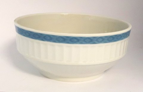 Royal Copenhagen. Blå Vifte. Rund skål. Model 11567. Diameter 23,5 cm. Højde 10,5 cm. Pæn velholdt (3 sortering)