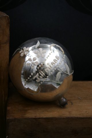 Swedish 19th century memorial ball in Murcury silver Glass with painted flowers and writing "In Memory"...