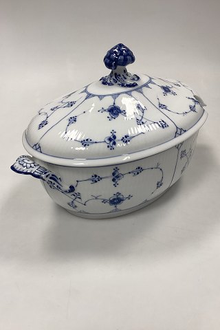 Royal Copenhagen Musselmalet Riflet oval terrin No. 214