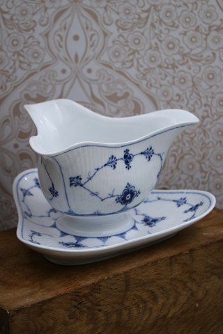 Royal Copenhagen Blue Fluted Plain triangular sauce pot on solid saucer.1/203. 1898-1923...