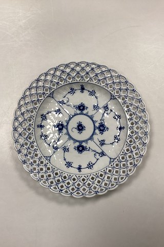Royal Copenhagen Musselmalet Helblonde med gennembrudt kant Flad Tallerken No. 1/1098