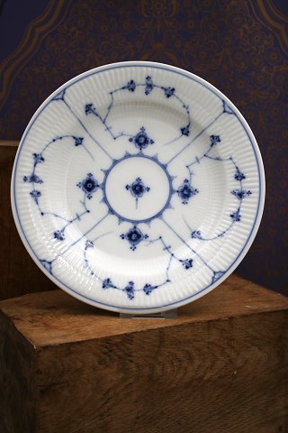 Antik Musselmalet Riflet middags tallerken fra Royal Copenhagen.1893-1900. Dia.: 25cm.
