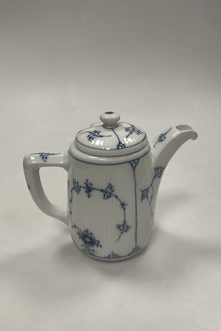 Royal Copenhagen Musselmalet Riflet Hotel Kaffekande No. 2214