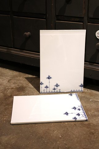 Royal Copenhagen, Blue Fluted / Elements serving board. RC585...