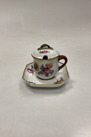 Royal Copenhagen Fuld Saksisk Blomst Sennepskop No. 1594 og Underkop No.1674