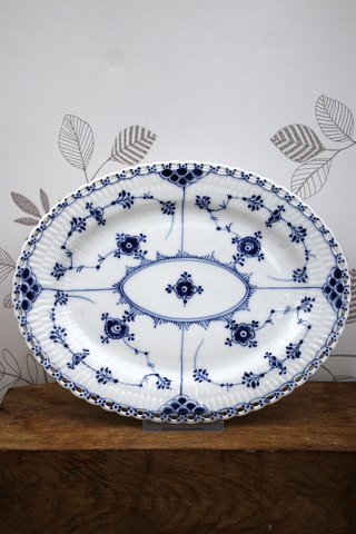 Antique Royal Copenhagen Blue Fluted Full Lace oval dish.26x20cm. 1/1146.from 1898-1923...