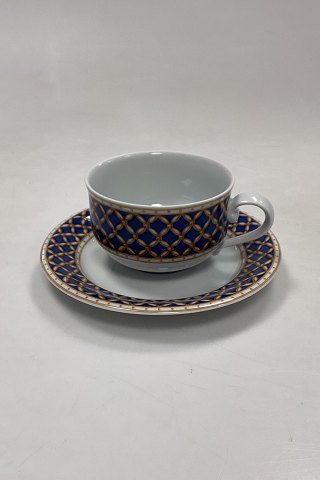 Royal Copenhagen Liselund Mørkeblå Kaffekop med underkop No. 84/85