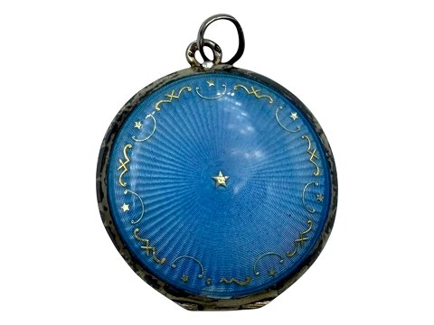 SølvLille medaljon med lyseblå emalje fra ca. 1900