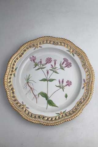 Royal Copenhagen Flora Danica Tallerken med gennembrudt kant No. 20/3526