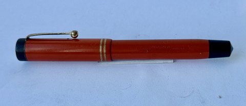 Koralrød Parker Duofold fyldepen