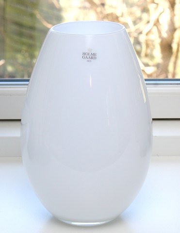 Hvid Cocoon vase 21 cm. Holmegaard