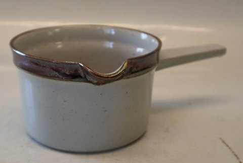 INGRID Gravy bowl 8.5 x 14.5 cm with handle 21.5 cm Brown and Grey  Stoneware Danish Art Pottery Knabstrup