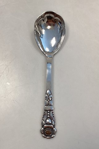 Grann og Laglye Sølv Ornamental Serveringsske med Rav