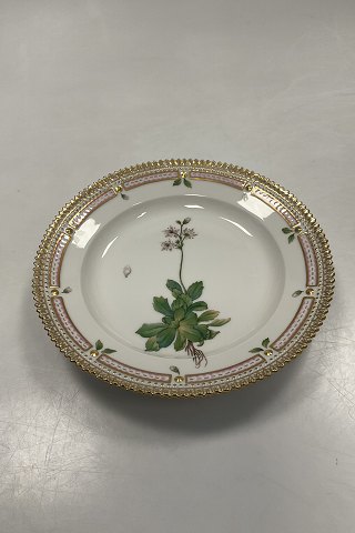 Royal Copenhagen Flora Danica Salad Plate No. 20/3573