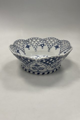 Royal Copenhagen Blue Fluted Full Lace Fruit bowl No 1061