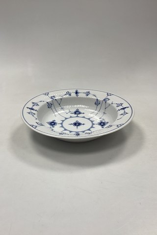 Royal Copenhagen Musselmalet Riflet Dyb Tallerken No. 166