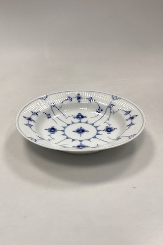 Bing and Grøndahl Blue Painted / Blue Fluted Plain Deep Plate No. 22
