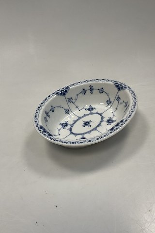 Royal Copenhagen Blue Fluted Half Lace Baking Dish / Bowl No. 690