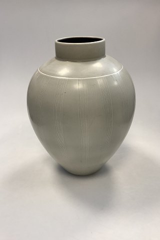 Aluminia Vase af Nils Thorsson No. 1613