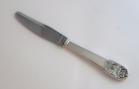 H. C. Andersen eventyr barnekniv. Sølvbestik. Den flyvende kuffert. Sølv (830). Længde 16,3 cm.