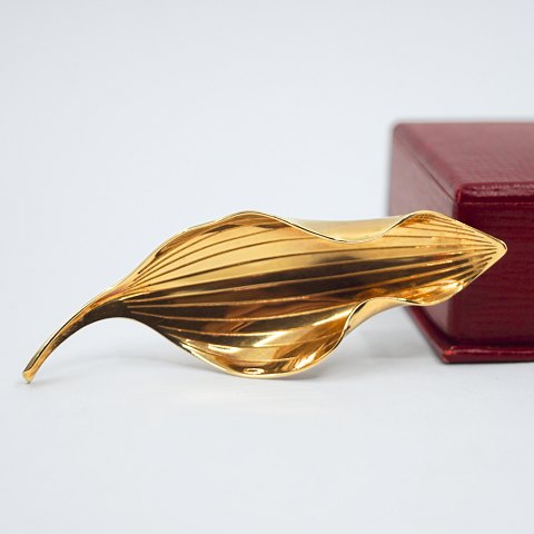 A. Michelsen, Gertrud Engel; Brooch of 14k gold