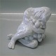 B&G Art Pottery B&G 4024 Man with grapes sitting KN 15 cm