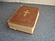 En Bibel fra 1908,i fin stand.5000 m2 udstilling.