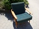 Hvilestol tegnet af Hans Wegner i god stand  5000 m2 udstilling 
