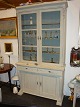 Glasvitrine grå malet Gustaviansk fra år 1850 i fin stand 5000 m2 udstilling