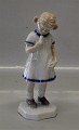 B&G figurB&G 2470 Pige med ispind 18,5 cm SB Søren Brunø ?