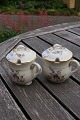 Frijsenborg with gld Danish porcelain, covered mustard pots