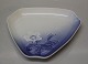 B&G porcelain Blue Christmas Rose 052 d Triangular tray (no handle) 14 cm (361)